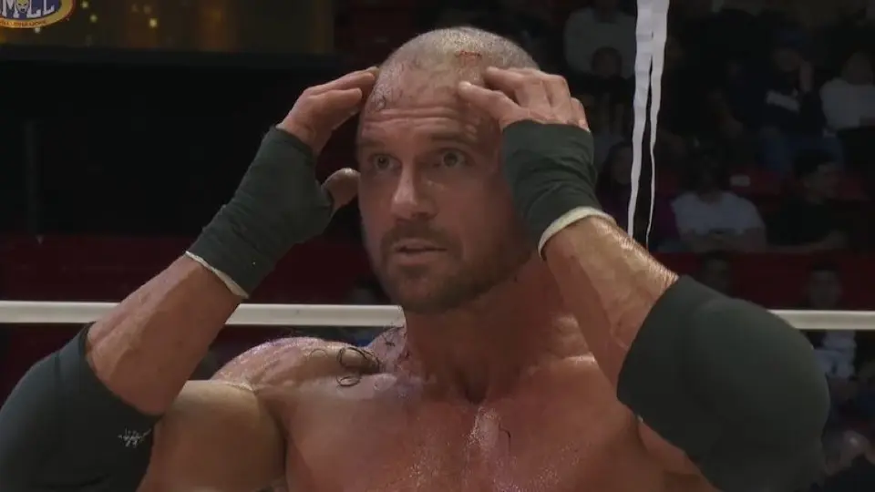 Johnny Consejo perdiendo la cabellera | Captura de pantalla del CMLL