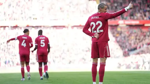 Hugo Ekitike sigue entregando muy buenos resultados como refuerzo de los Reds | AP