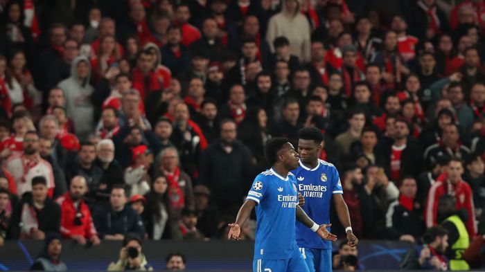 Vinicius Jr. en el Stadio da Luz durante el juego de ida entre Benfica y Real Madrid | AP