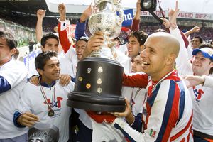 ¡Cerrón de boca! Chivas le responde al Toluca con título conquistado en el Nemesio Diez en 2006: “A todo color”