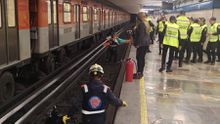 Tragedia en el Metro CDMX: mujer cae a las vías en la estación Zócalo
