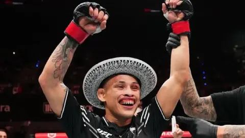Ronaldo Rodríguez I IG:@lazyboy.ufc