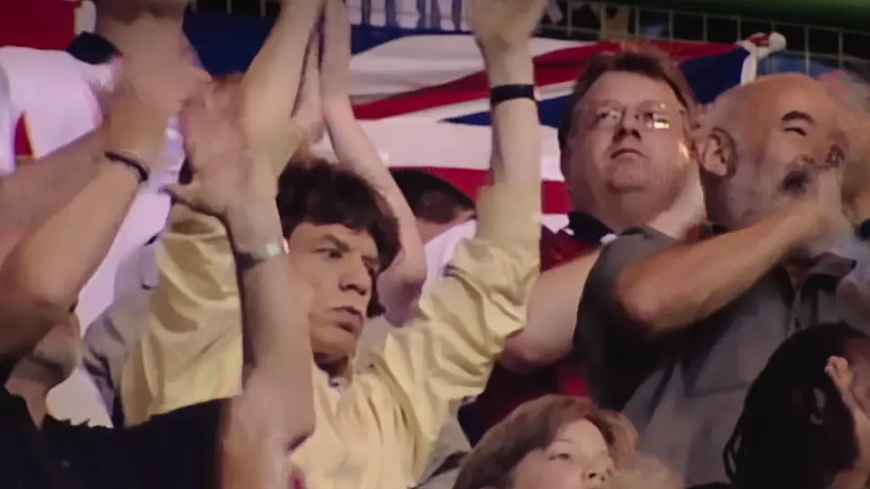 Mick Jagger apoyando a Inglaterra | @PiulMurillo