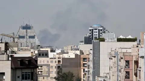 Este ataque ocurre en el marco de la escalada militar entre Irán, Israel y Estados Unidos, con ataques y represalias en la región. / AP