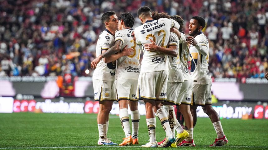 Jugadores de Pumas celebran su gol en Tijuana | MEXSPORT