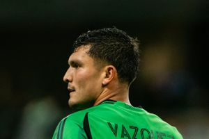 ¿Ahora sí, llega al Rebaño? Brandon Vázquez coquetea con Chivas con curioso comentario en redes sociales