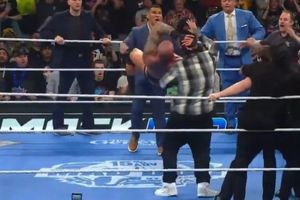 ¡Randy Orton sigue desatado! Aplica brutal RKO a Jelly Roll en plena batalla campal con Cody Rhodes