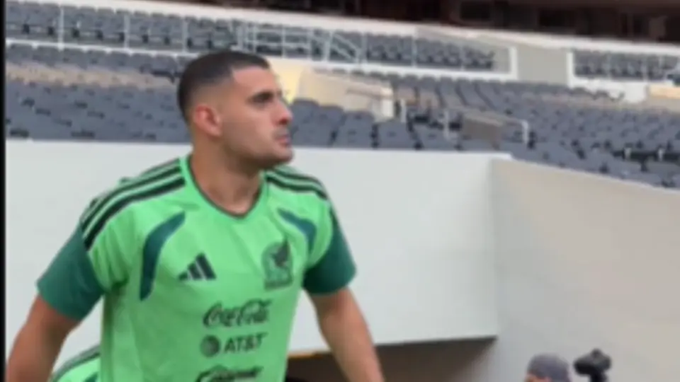 Germán Berterame sorprendido con el Estadio Banorte l CAPTURA