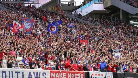 Afición de Estados Unidos en el amistosos vs Bélgica I x:@USMNT