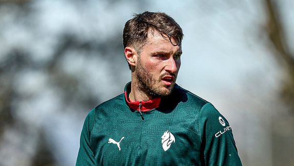 AC Milan presume a Santiago Giménez tras su ausencia en la convocatoria del Tri