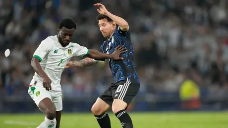 “Fue el peor partido” :Dibu Martínez estalla contra Argentina tras partido ante Mauritania
