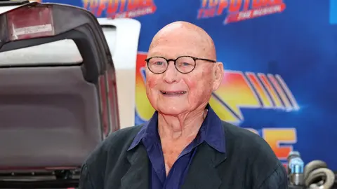 James Tolkan, actor de carácter, falleció a los 94 años tras una larga trayectoria en cine y televisión. / AFP