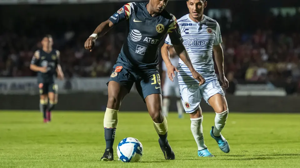 Ángel Reyna en un partido contra América l MEXSPORT