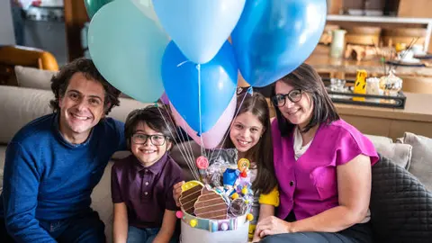 Escuelas y comunidades organizan actividades para celebrar a la niñez cada 30 de abril. / iStock