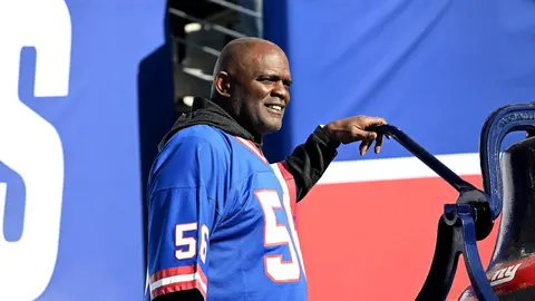 Lawrence Taylor estaría esperando a que lo den de alta en el hospital | X @nypost