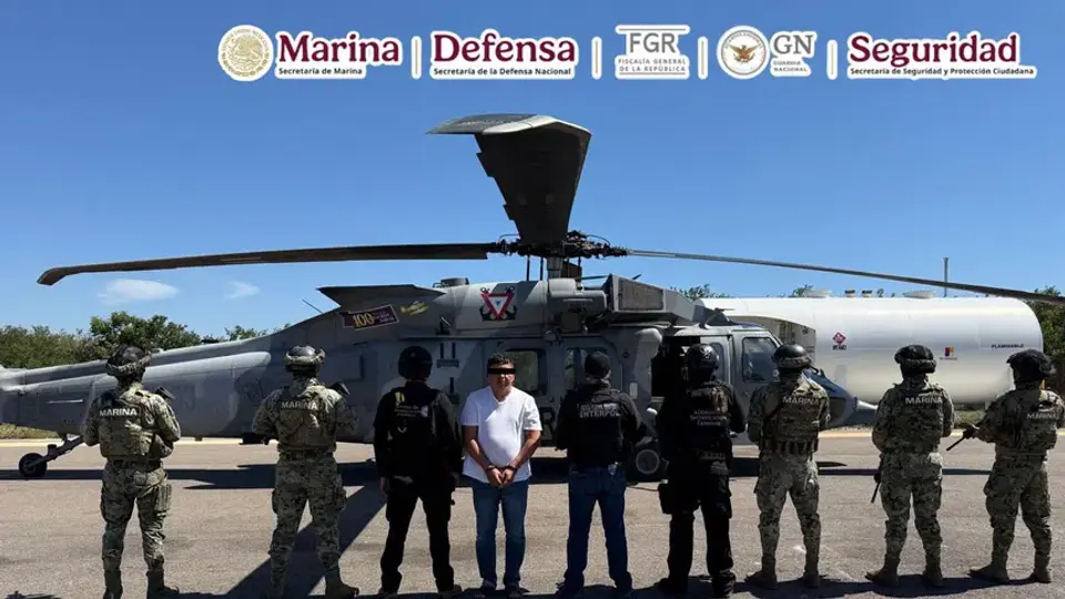 El traslado incluyó un operativo con helicóptero hasta la sede de la FEMDO./ FGR