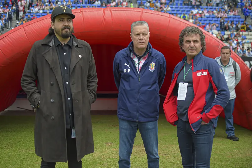 Amaury Vergara y Ricardo Peláez previo a un partido de Chivas | IMAGO 7
