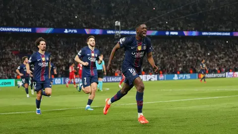 Ousmane Dembélé en celebración en el partido de PSG contra Bayern Munich en Champions League | AP