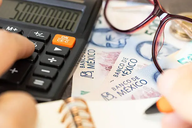 El aumento del empleo permitió que más personas cubran sus necesidades básicas. / iStock