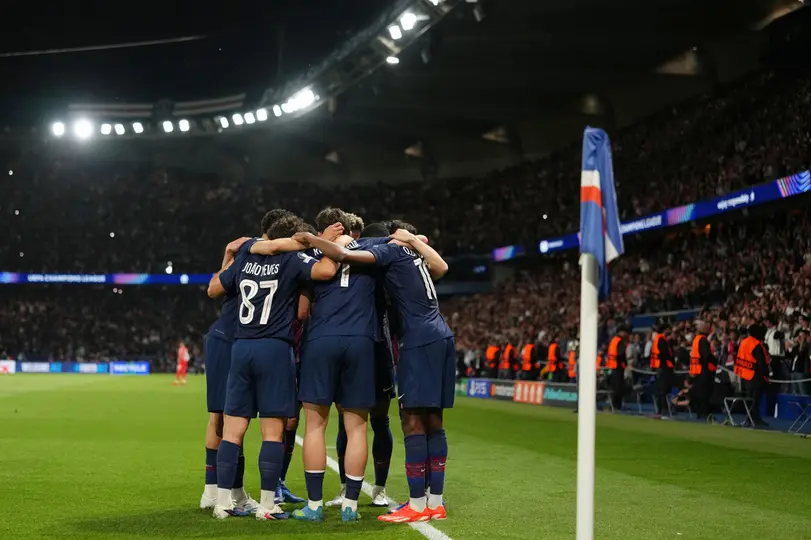 Jugadores de PSG en celebración contra Bayern Munich en Champions League | AP