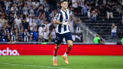 Orellano en un partido de Rayados | IMAGO7