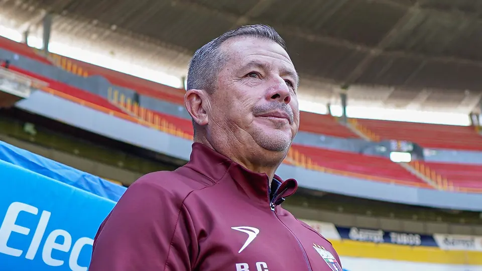 Ricardo Carbajal dejó de ser el entrenador de Atlante | IMAGO7