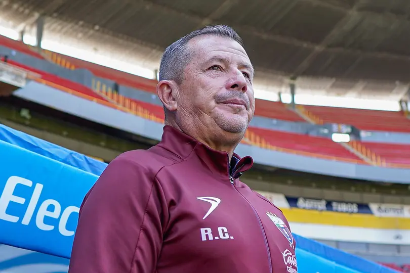 Ricardo Carbajal dejó de ser el entrenador de Atlante | IMAGO7