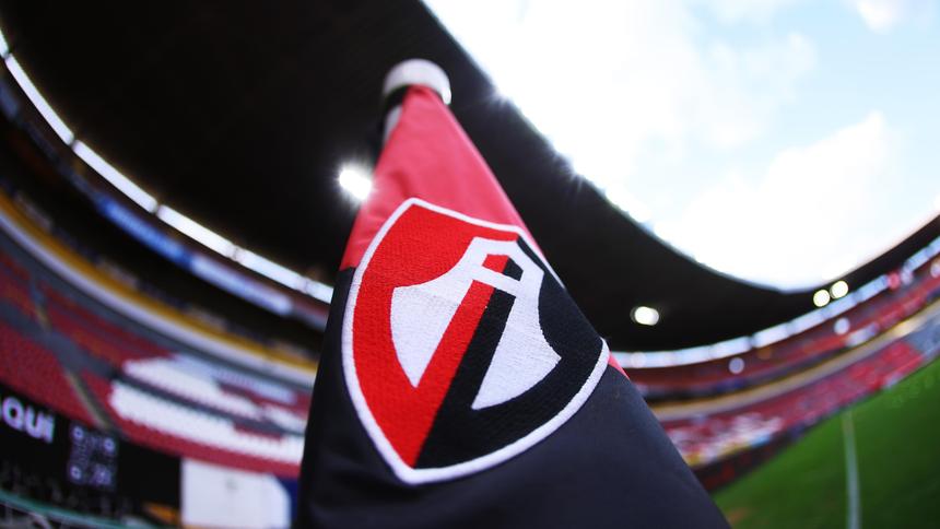 Banderín con el escudo de Atlas | IMAGO 7