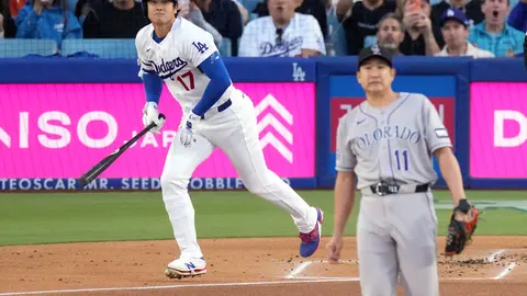Ohtani tras conectar jonrón con Los Dodgers | AP