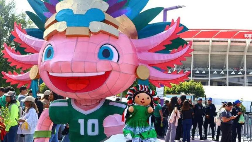 El ajolote del Estadio Banorte causó mucha polémica | x