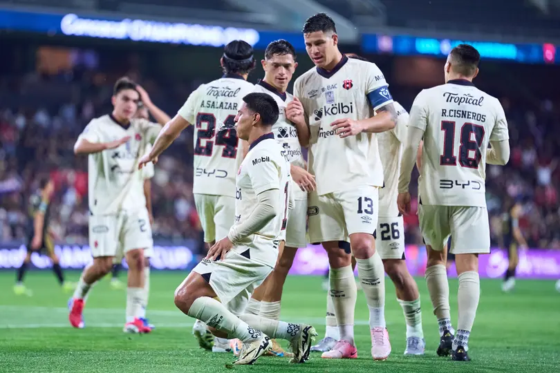 Separaron a tres jugadores de Costa Rica | MEXSPORT