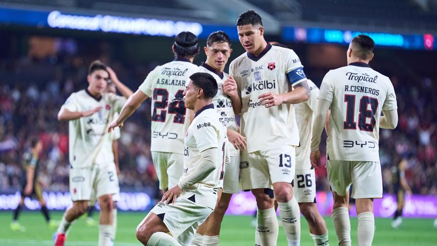 Separaron a tres jugadores de Costa Rica | MEXSPORT