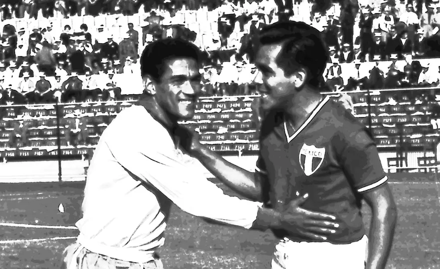 Mane Garrincha y Villegas en la Copa deL Mundo de Chile 1962 | MEXSPORT