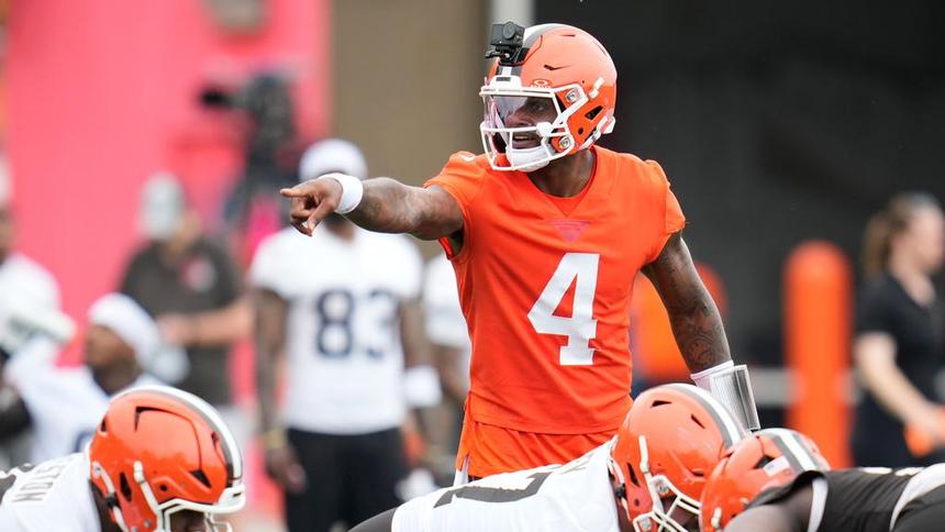 Deshaun Watson en los entrenamientos de primavera con los Browns | AP