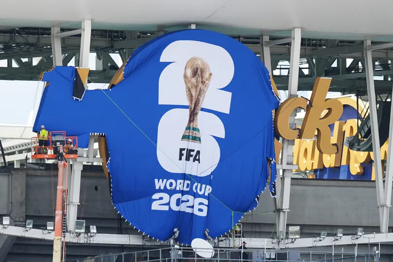 Estadio de Miami instala lonas para cubrir los patrocinios no autorizados por la FIFA | AP
