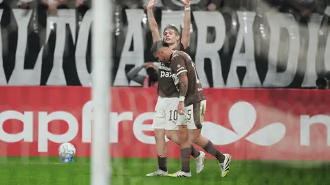 Franco Zapiola tras anotar ante Corinthians | AP