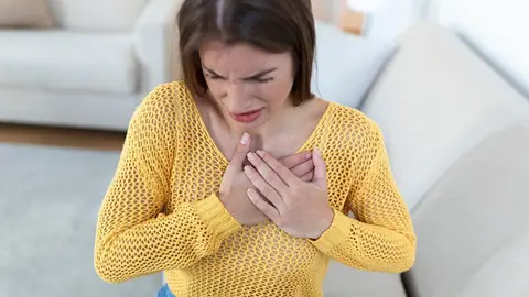 Los problemas cardíacos se dan tanto en mujeres como en hombres / Magnific