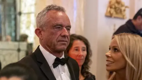 Robert F. Kennedy Jr. está casado con la actriz estadounidense Cheryl Hines. / AP