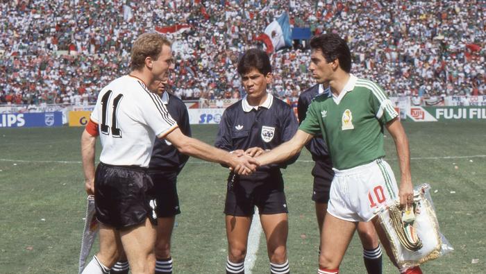 Alemania Federal y México se enfrentaron en Cuartos de Final, en 1986. l MEXSPORT
