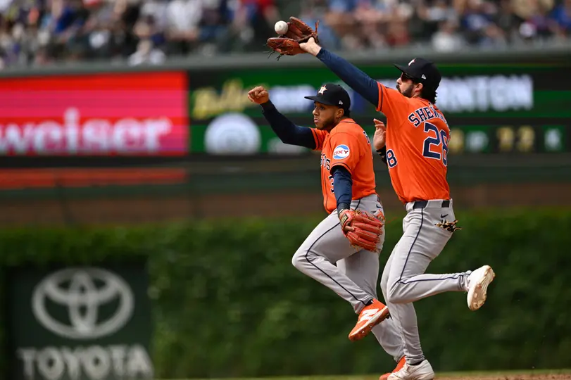 Branden Shewmake y Jeremy Peña | AP