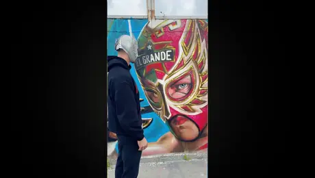 Grande Americano reacciona a su mural: "está poca ma..."