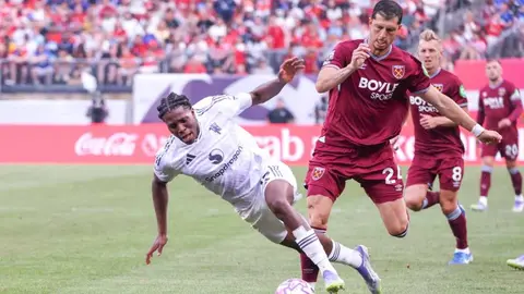 Guido Rodríguez con West Ham | AFP