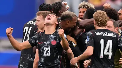 Canadá sella su pase a Octavos de Final con un agónico gol de Stephen Eustáquio