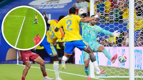 ¿Robo a Colombia? El VAR anula gol de Davinson Sánchez en el último minuto ante Portugal