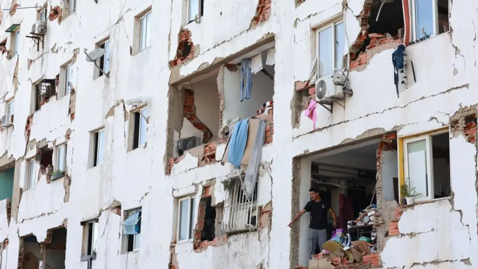 Las pérdidas materiales por los terremotos se estiman en 6 mil 700 millones de dólares, de acuerdo con Naciones Unidas./ AP