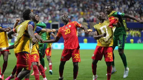 Yoane Wissa marca el gol del pase a 16avos del Congo | AP