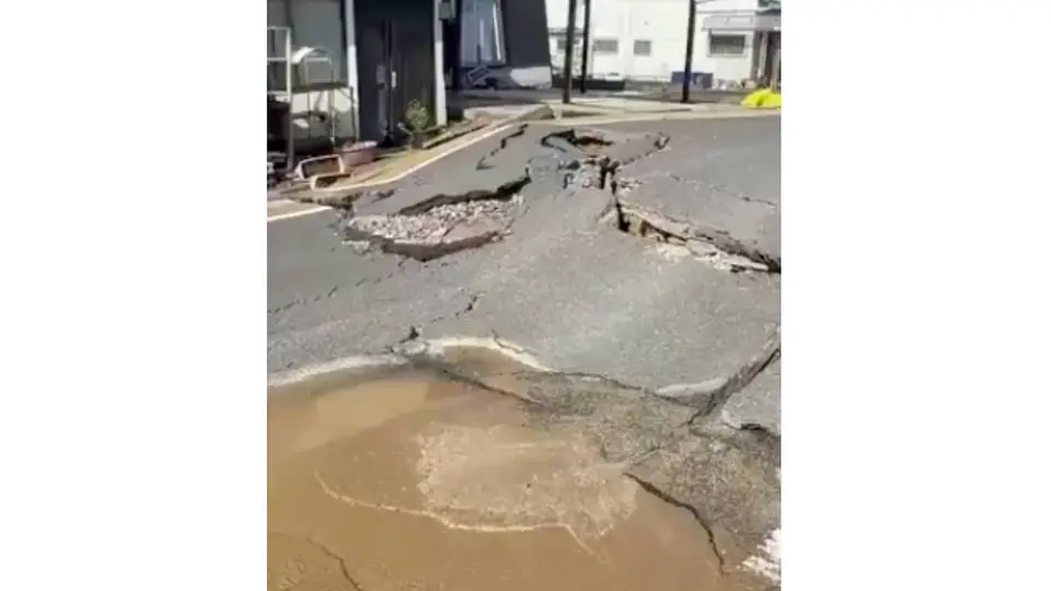 El terremoto alcanzó el nivel 7 en la escala Shindo, la máxima intensidad utilizada en Japón para medir la fuerza de un sismo. / Redes