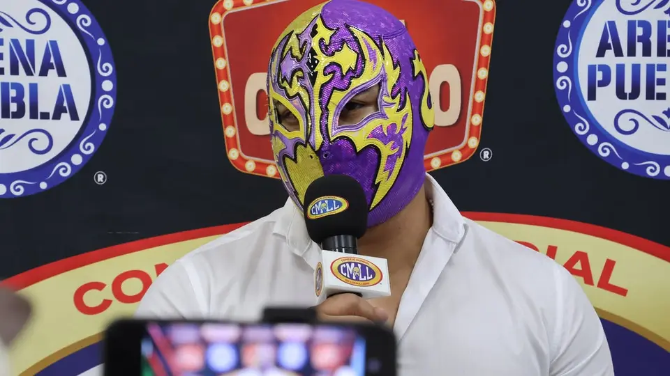 Capitán Suicida en conferencia de prensa en un evento del CMLL | INSTAGRAM 
@capitansuicidacmll