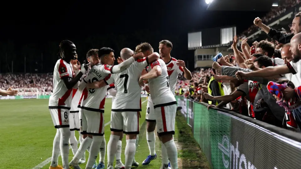 Rayo Vallecano sin estadio para LaLiga; Comunidad de Madrid retira la concesión al club
