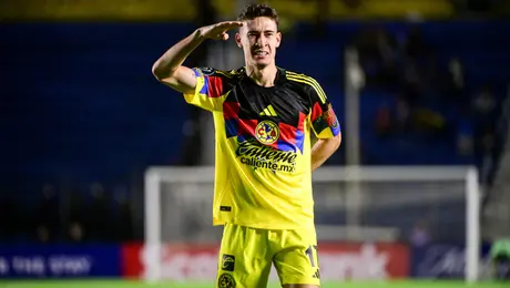 ¡Salida en el 'Nido'! Rodrigo Dourado es baja del América